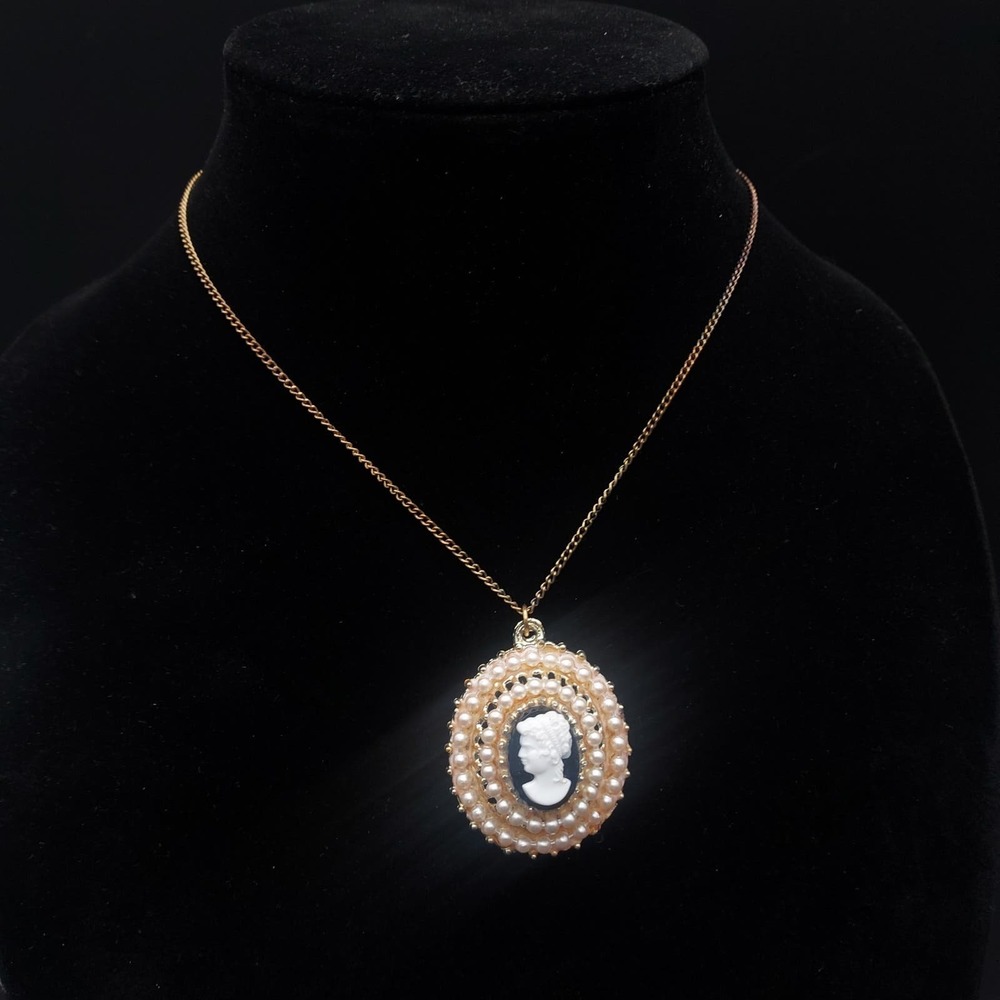 Vintage Replica Cameo Necklace Faux Pearl Acrylic Pendant Vintage Costume